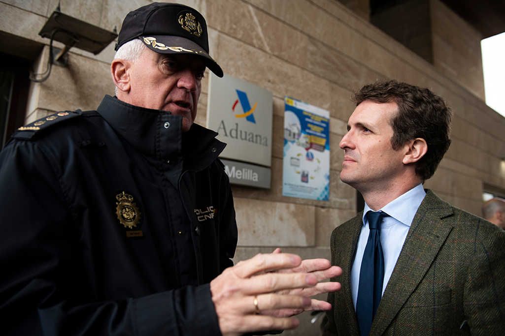 El líder del PP, Pablo Casado, pocs dies després que esclatés la polèmica (27/03/2019) amb un policia a Melilla. Foto: PP / ACN