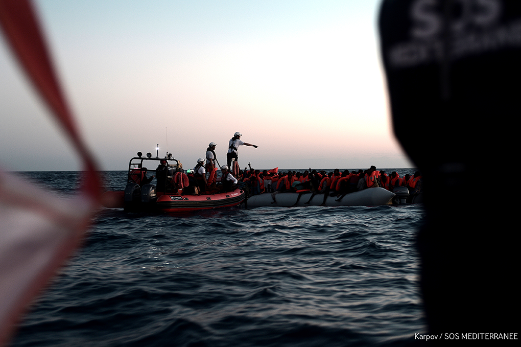 Imatge d'un rescat marítim amb el vaixell Aquarius el dissabte 9 de juny del 2018 al diumenge 10. Foto: Kenny Karpov / SOS MEDITERRANEE